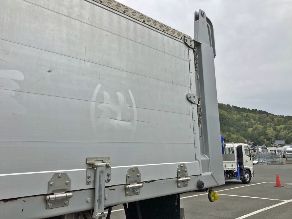 UDトラックス クオン QKG-CD5YLの写真34