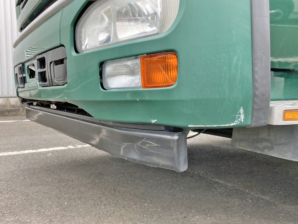 UDトラックス クオン QKG-CD5YLの写真37