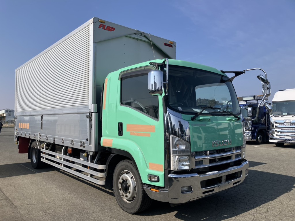 いすゞ フォワード LKG-FTR90T2の写真2