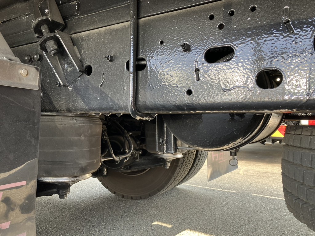 いすゞ フォワード LKG-FTR90T2の写真6