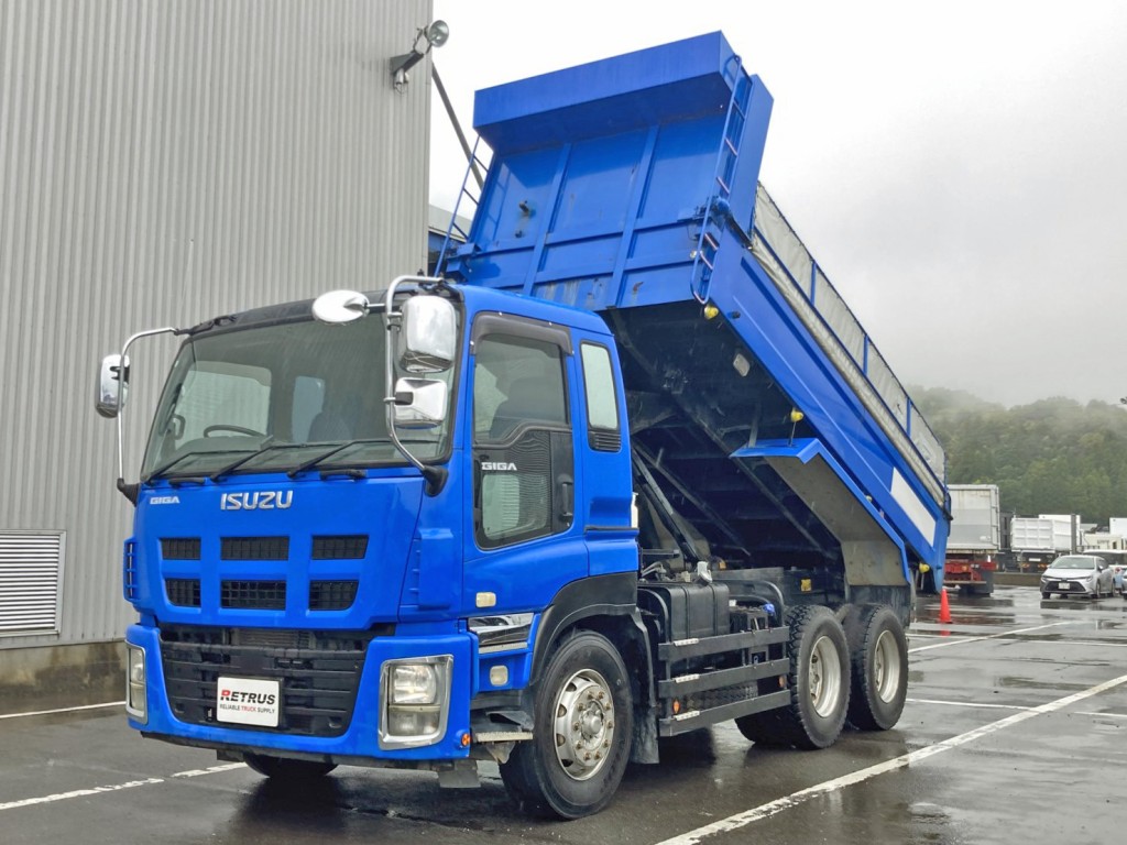 いすゞ ギガ QKG-CXZ77ATの写真1