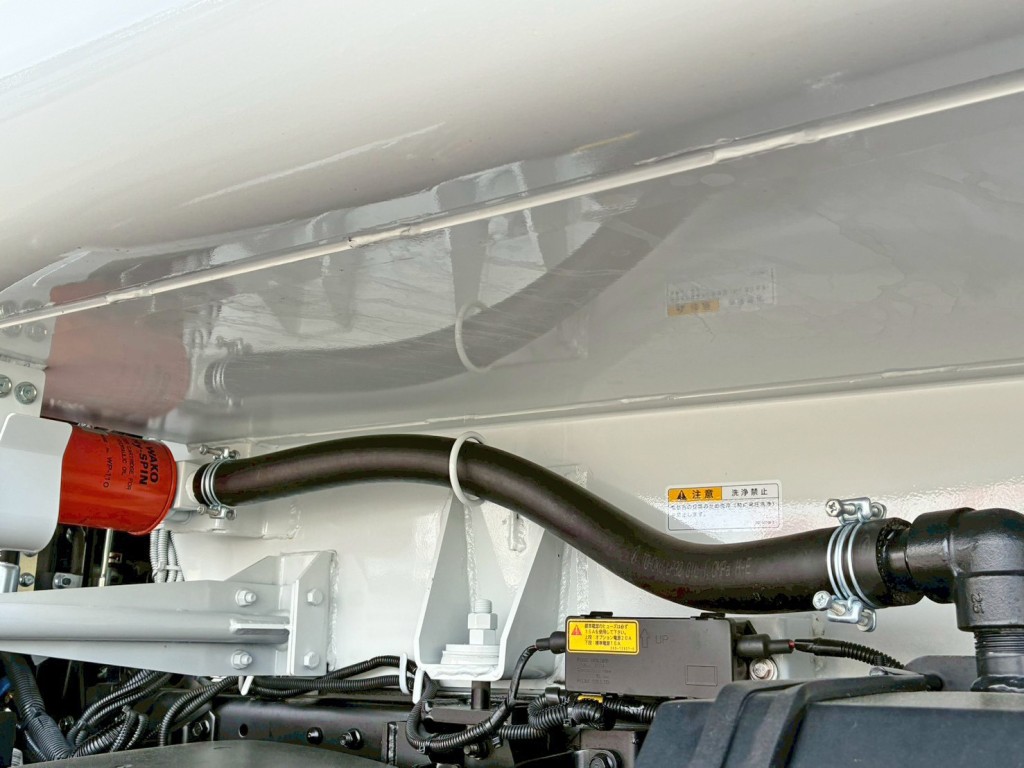 シャーシの状態です。|三菱 キャンター 2RG-FEAV0(2WD)の写真6