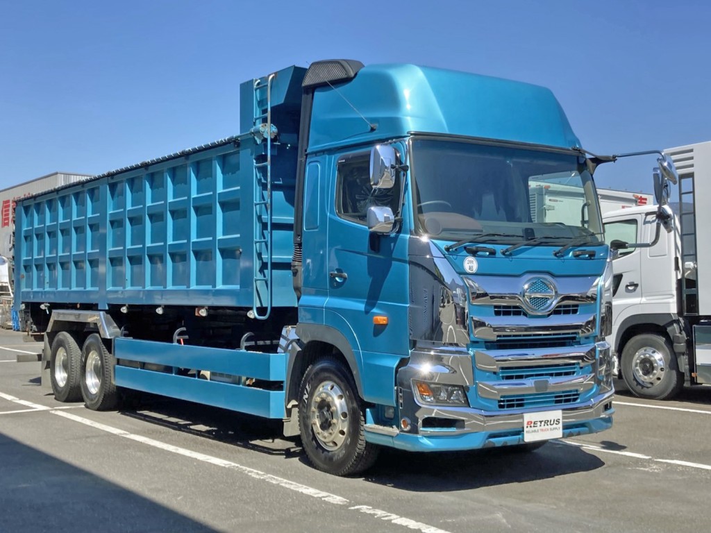 ホイールはアルミ製です。|日野 プロフィア 2DG-FS1EHAの写真2