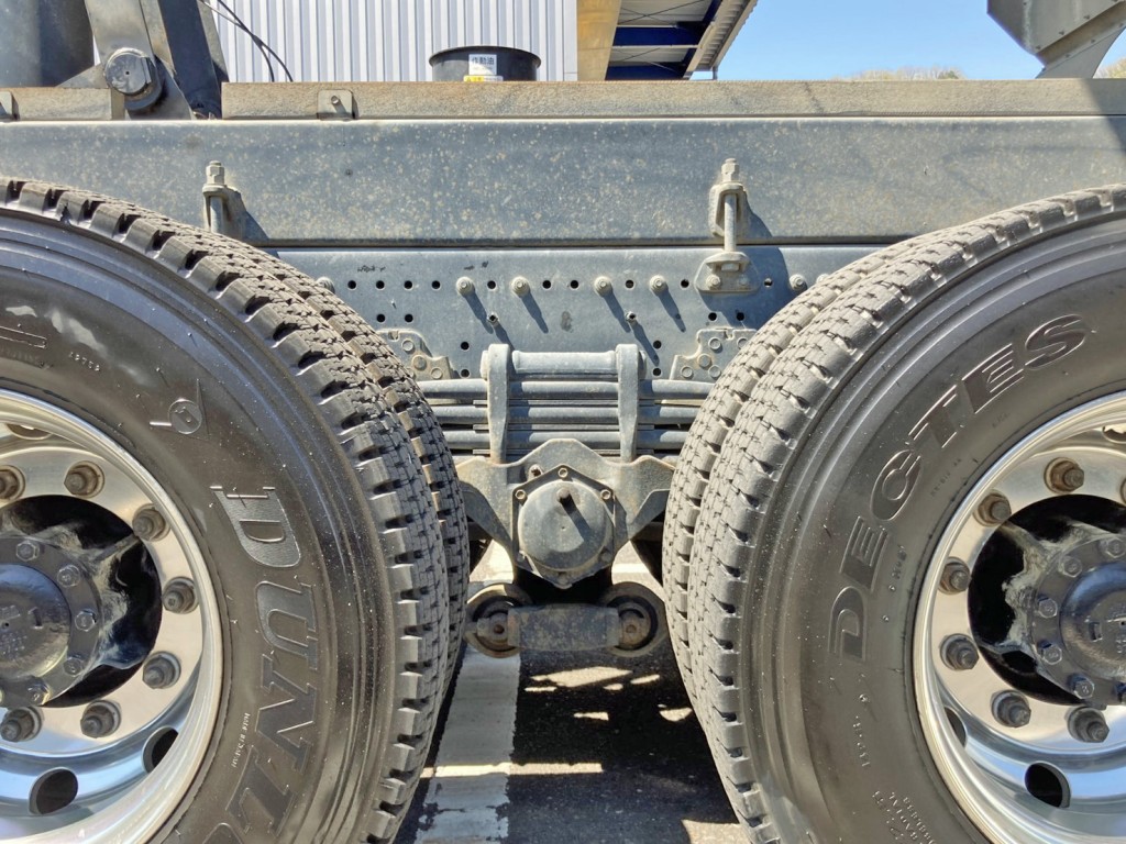 リーフサスです。|日野 プロフィア 2DG-FS1EHAの写真5