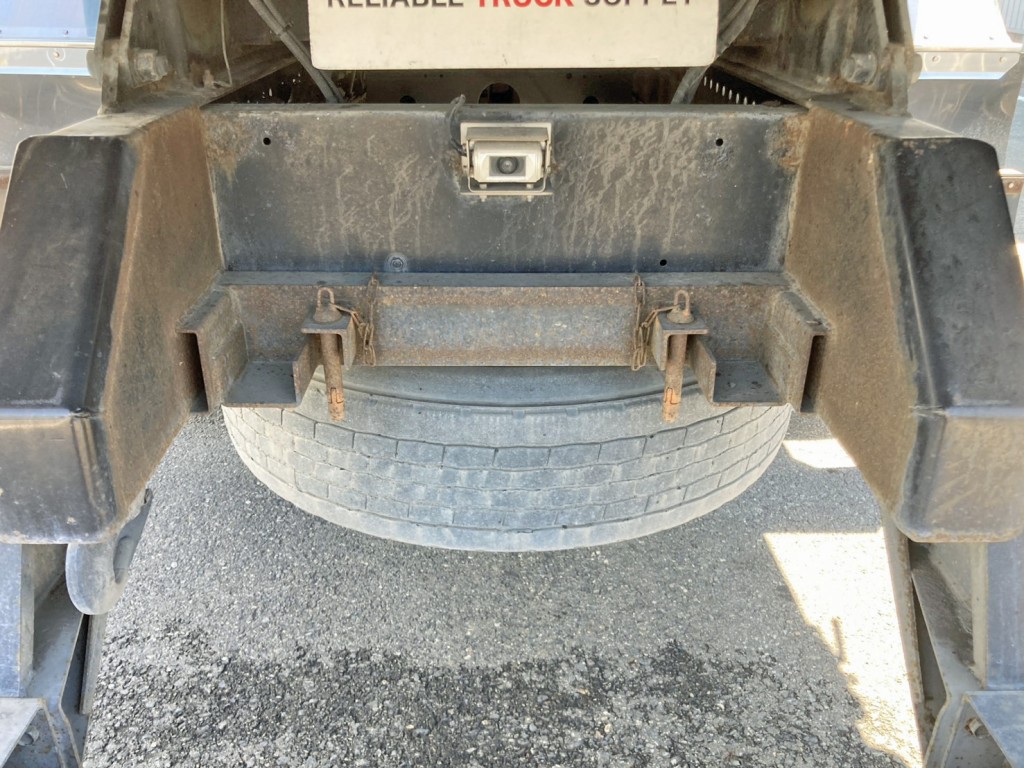 上部ステー展開時に補助で設置する左右ステーが欠品しています。|日野 プロフィア 2DG-FS1EHAの写真31