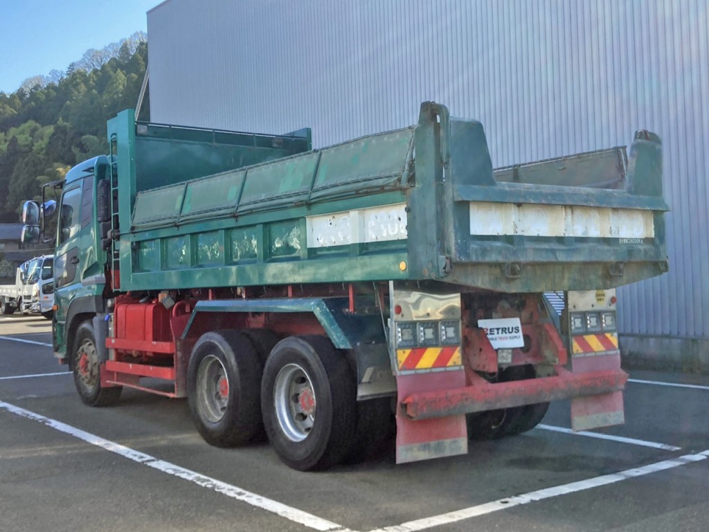 UDトラックス クオン QKG-CW5XLの写真3