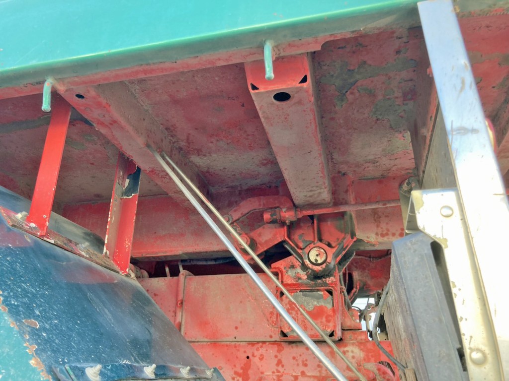 シャーシとネタの状態です。(縦ネタ・横ネタは鉄製です)|UDトラックス クオン QKG-CW5XLの写真6