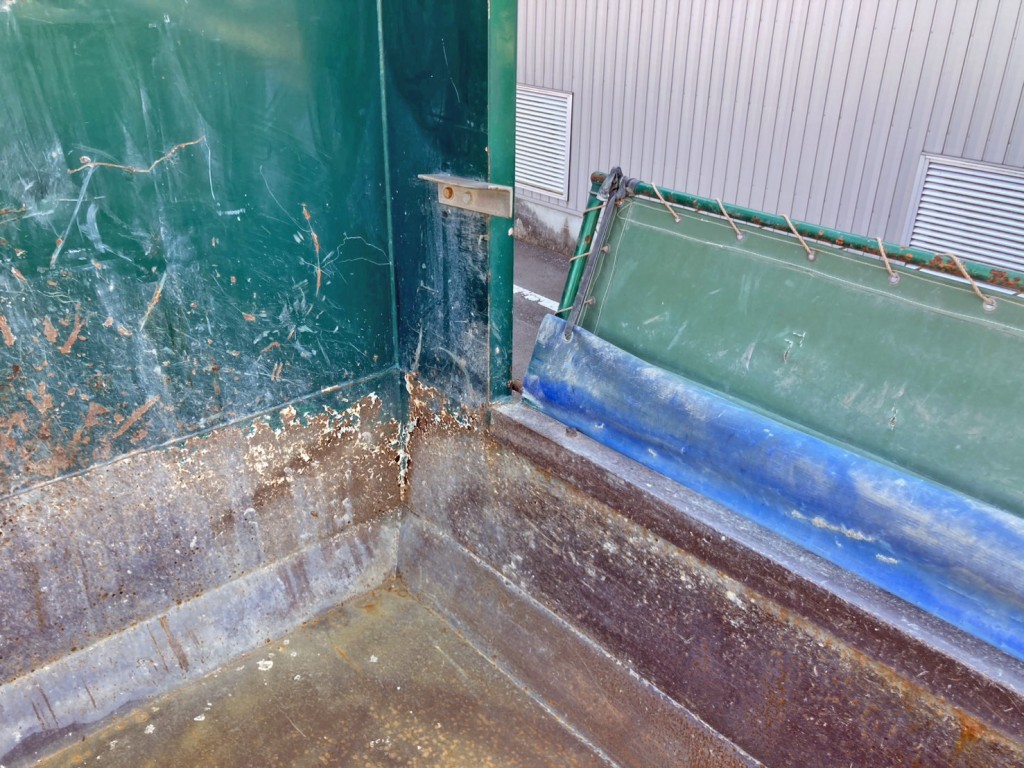 運転席側ストッパーの状態です。|UDトラックス クオン QKG-CW5XLの写真14