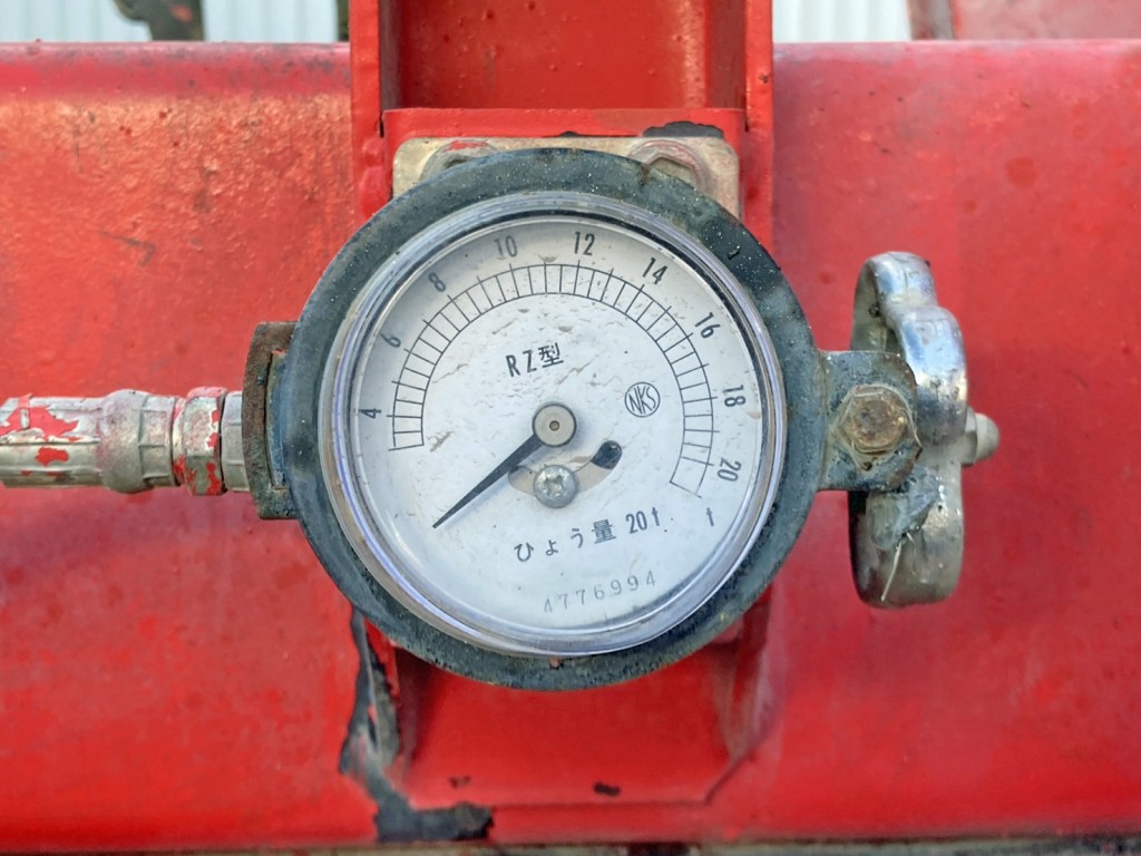 自重計です。|UDトラックス クオン QKG-CW5XLの写真20