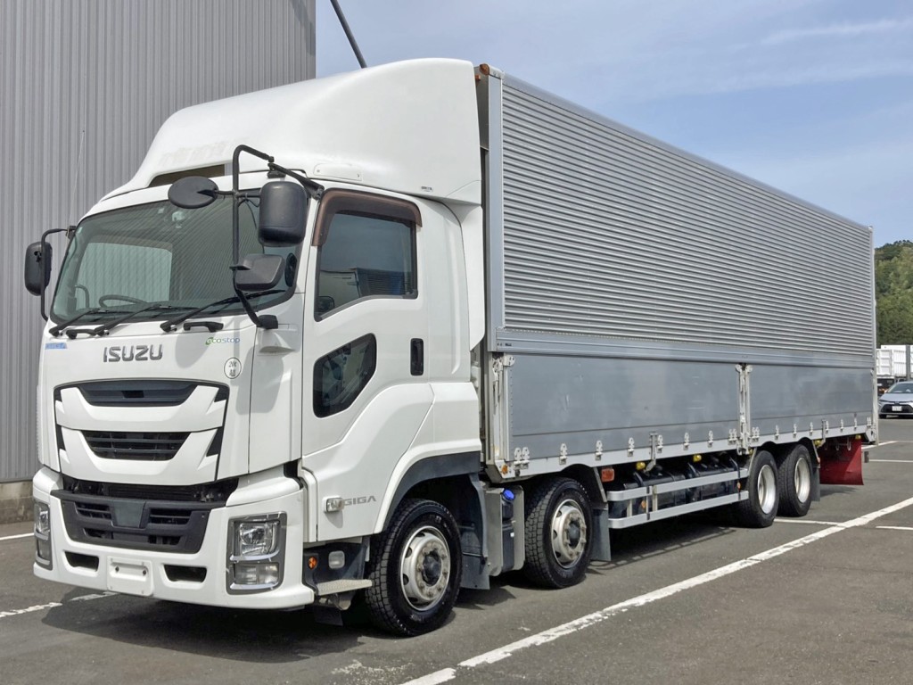 いすゞ ギガ 2PG-CYJ77Cの写真1