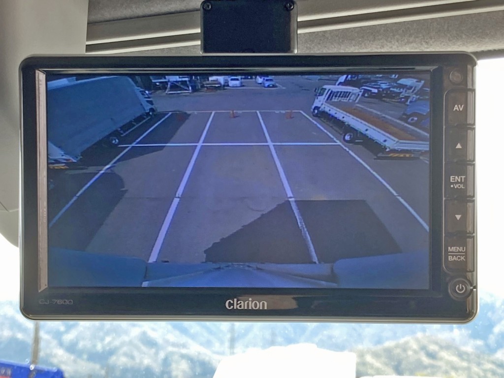 液晶バックモニター付きです。|いすゞ ギガ 2PG-CYJ77Cの写真40