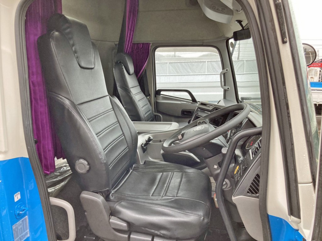 ハイルーフキャビンです。|UDトラックス クオン 2PG-GK5AABの写真8