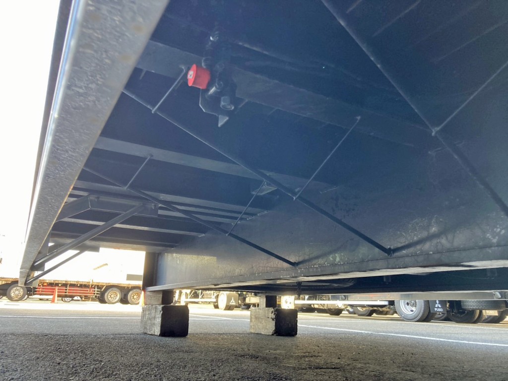 シャーシとネタの状態です。(横ネタは鉄製です)|東邦  TL34G3E3Sの写真6