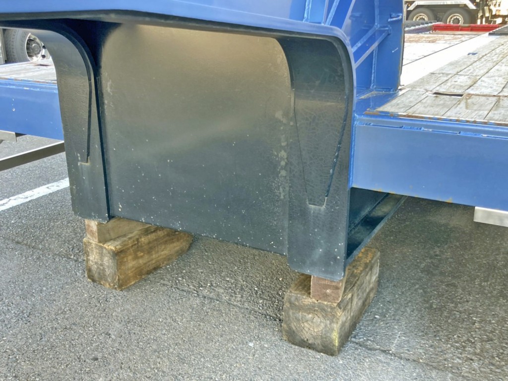 脚は付いておりません。|東邦  TL34G3E3Sの写真25