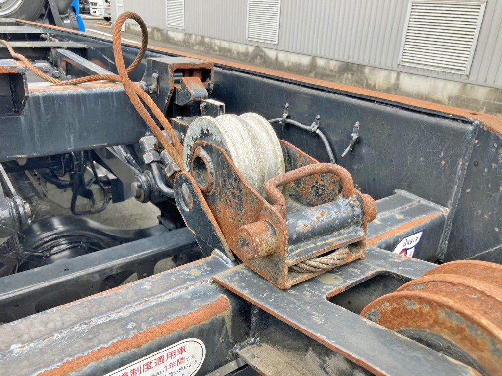 いすゞ フォワード 2RG-FRR90S2(2WD)の写真15