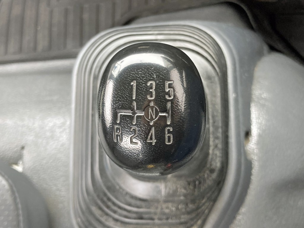 いすゞ フォワード 2RG-FRR90S2(2WD)の写真24