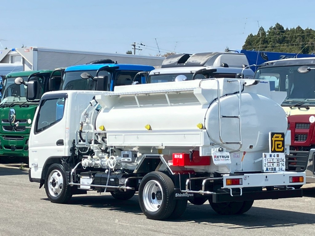 三菱 キャンター 2RG-FGA50(4WD)の写真3