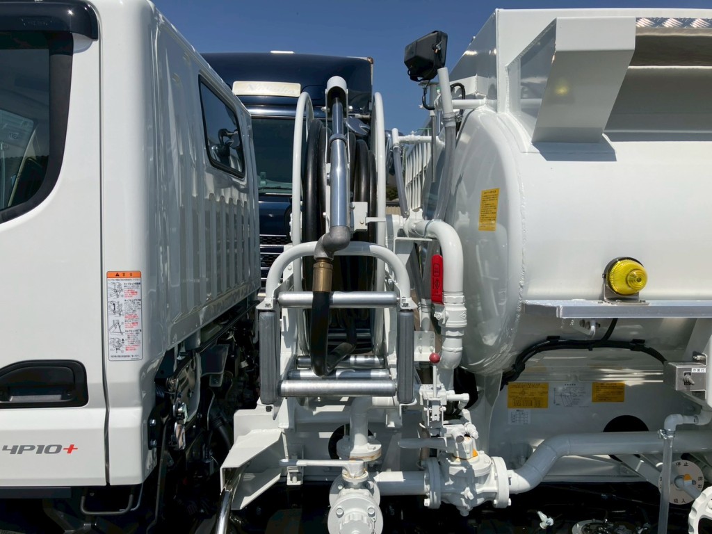 三菱 キャンター 2RG-FGA50(4WD)の写真15