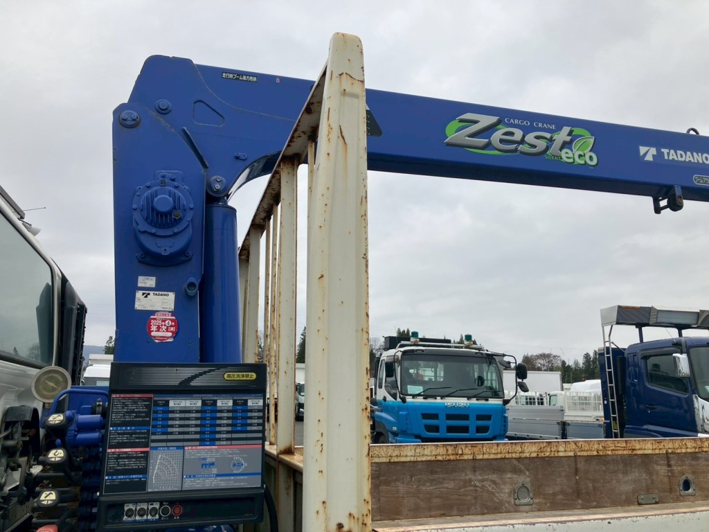 助手席側鳥居にキズ・サビがあります。|日野 レンジャー TKG-FC9JKAP(2WD)の写真22