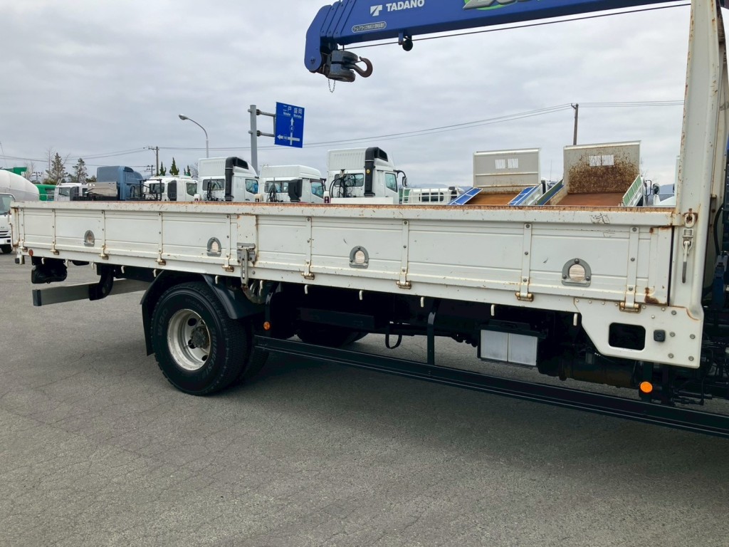 運転席側ボディーにキズ・サビ・ヘコミがあります。|日野 レンジャー TKG-FC9JKAP(2WD)の写真28