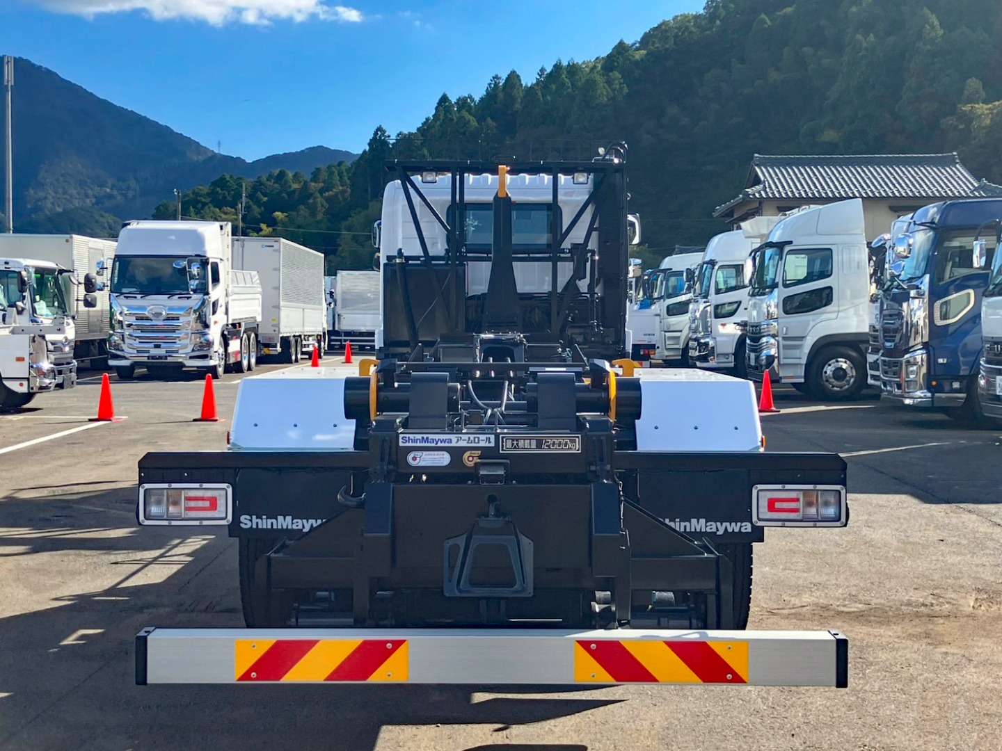 リヤ周りの状態です。|日野 プロフィア 2DG-FS1AHEの写真12