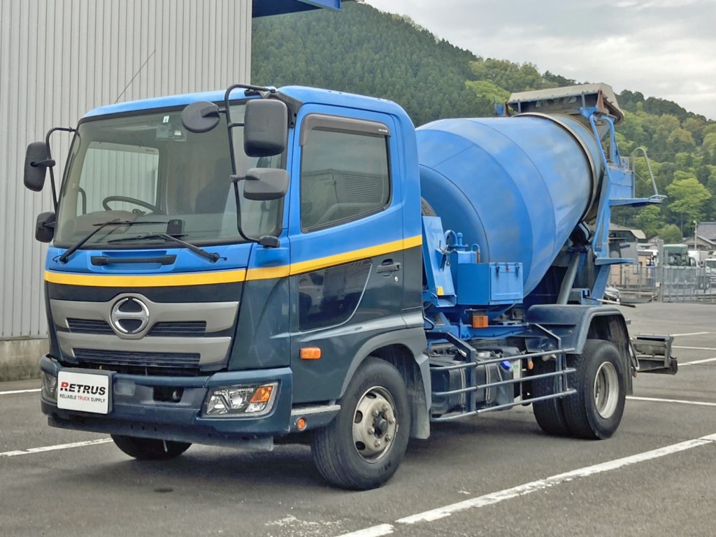 日野 レンジャー 2KG-GC2ABAの写真1