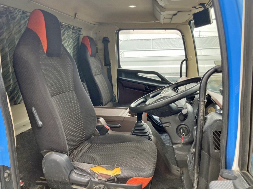 ベッドレスキャビンです。|日野 レンジャー 2KG-GC2ABAの写真7