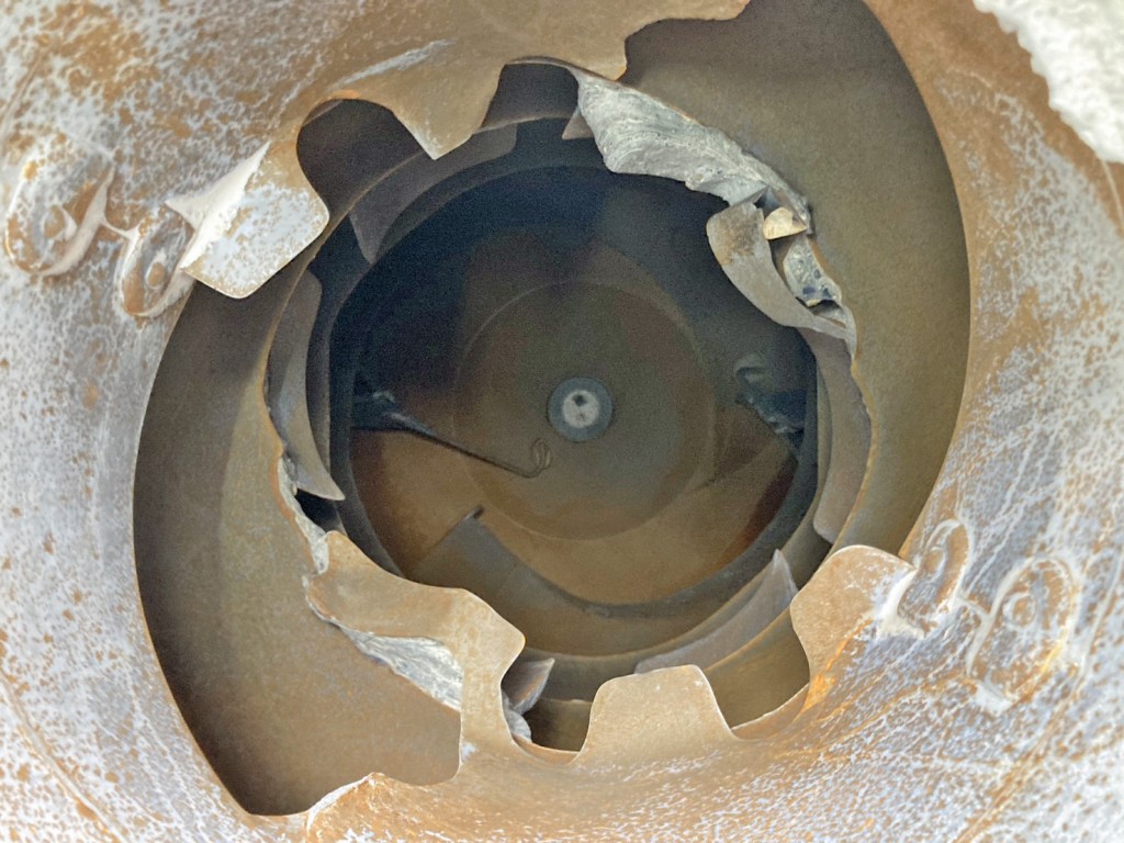 ドラム内部の状態です。|日野 レンジャー 2KG-GC2ABAの写真12