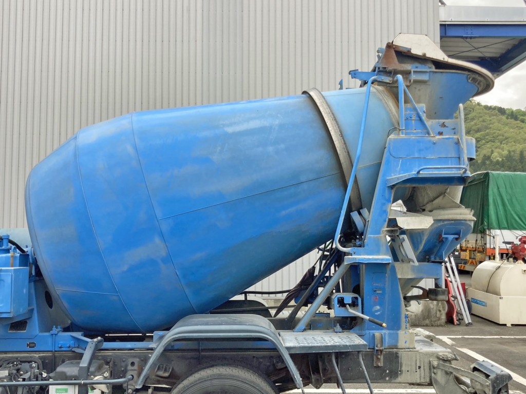 ドラムの外観状態です。(助手席側)|日野 レンジャー 2KG-GC2ABAの写真24