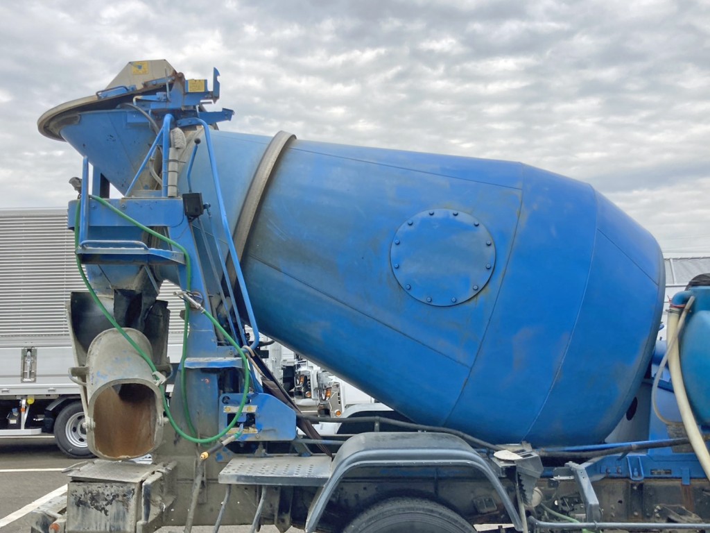 ドラムの外観状態です。(運転席側)|日野 レンジャー 2KG-GC2ABAの写真25