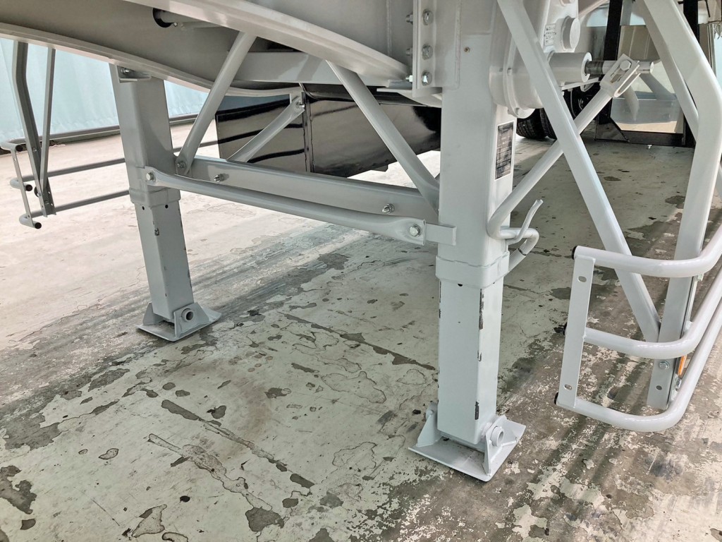 脚は手動式です。|トレクス  PFB34117の写真18