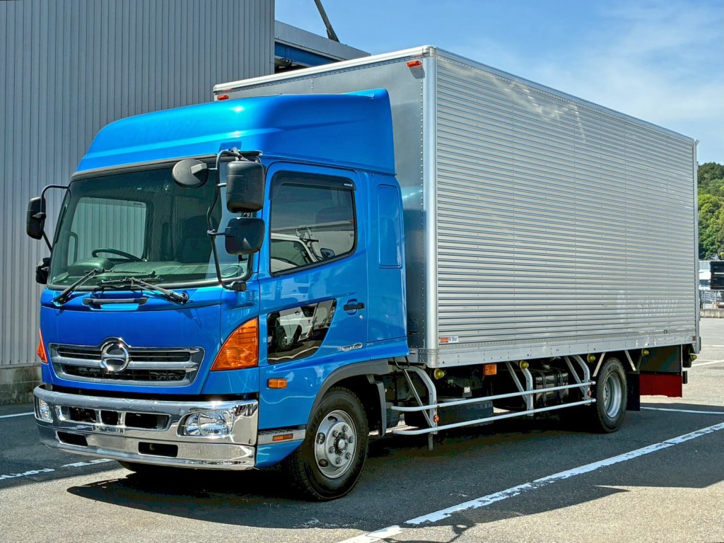 日野 レンジャー TKG-FD7JKAG(2WD)の写真1