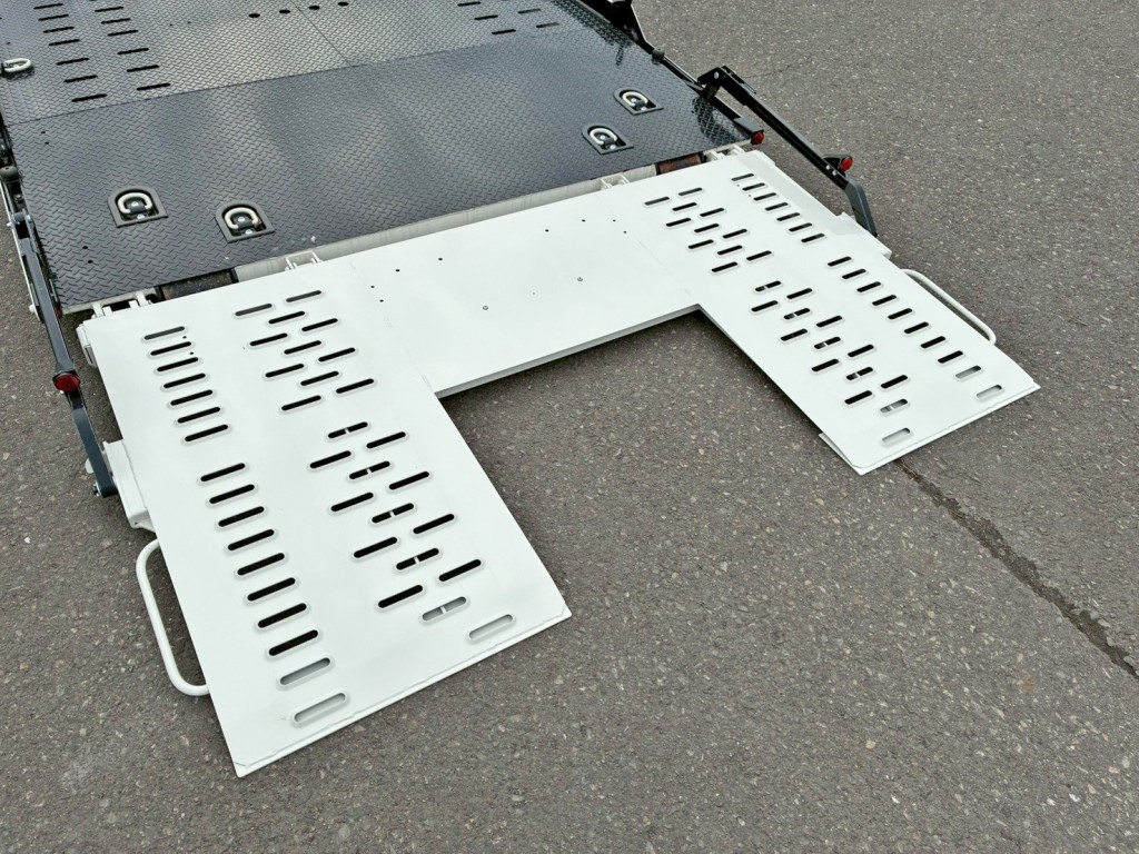 自動歩みです。|日野 デュトロ 2KG-XZU722M(2WD)の写真16