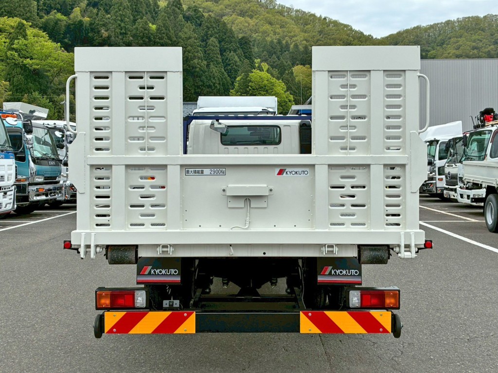 リヤ周りの状態です。|日野 デュトロ 2KG-XZU722M(2WD)の写真17