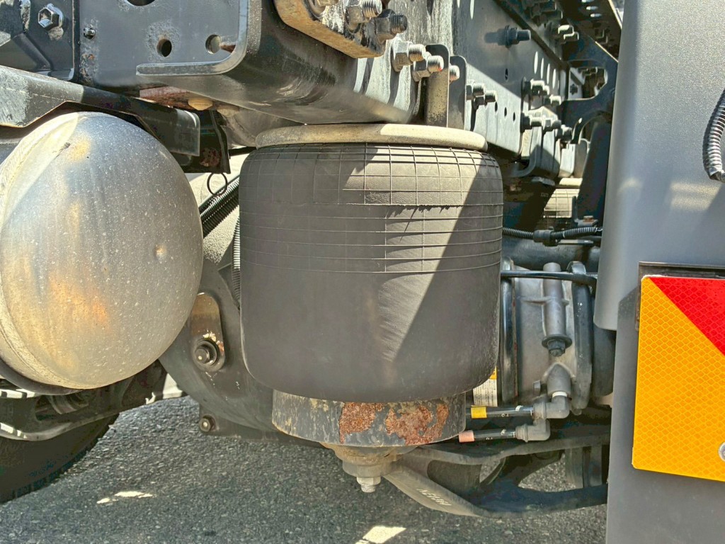 日野 プロフィア 2DG-SH1EDGGの写真5