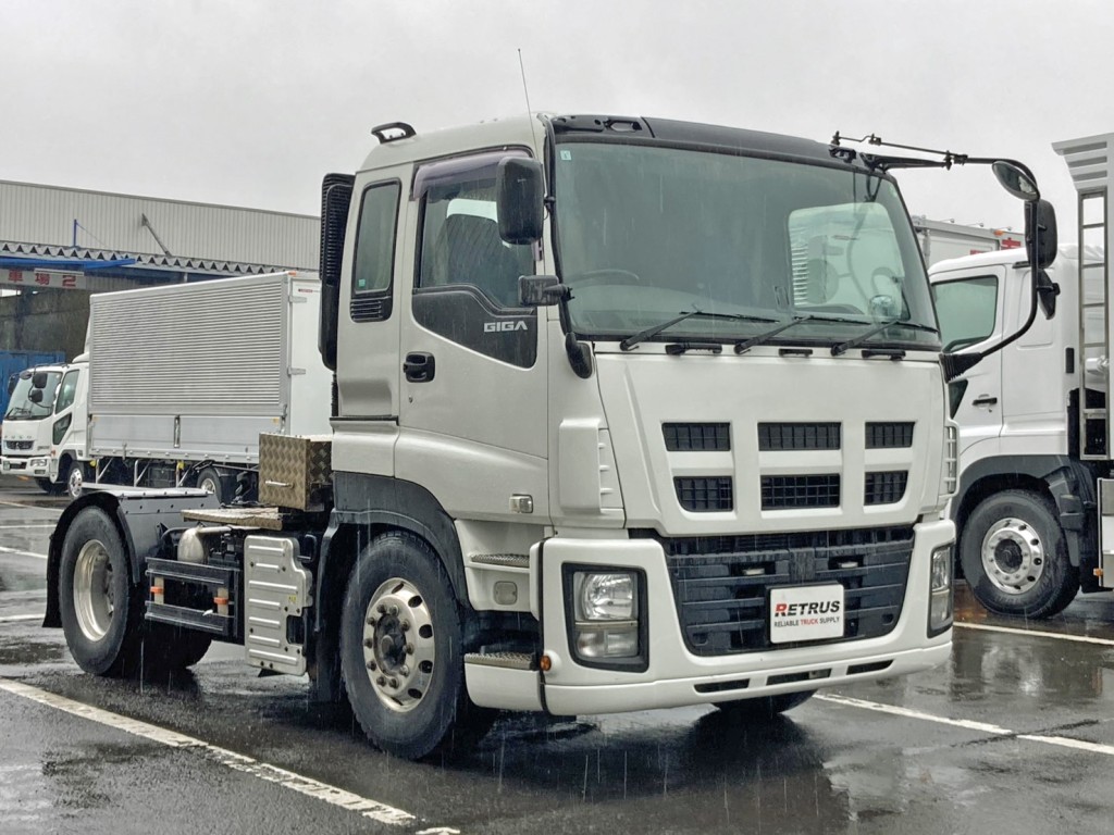 ホイールはアルミ製です。|いすゞ ギガ QKG-EXD52ADの写真2