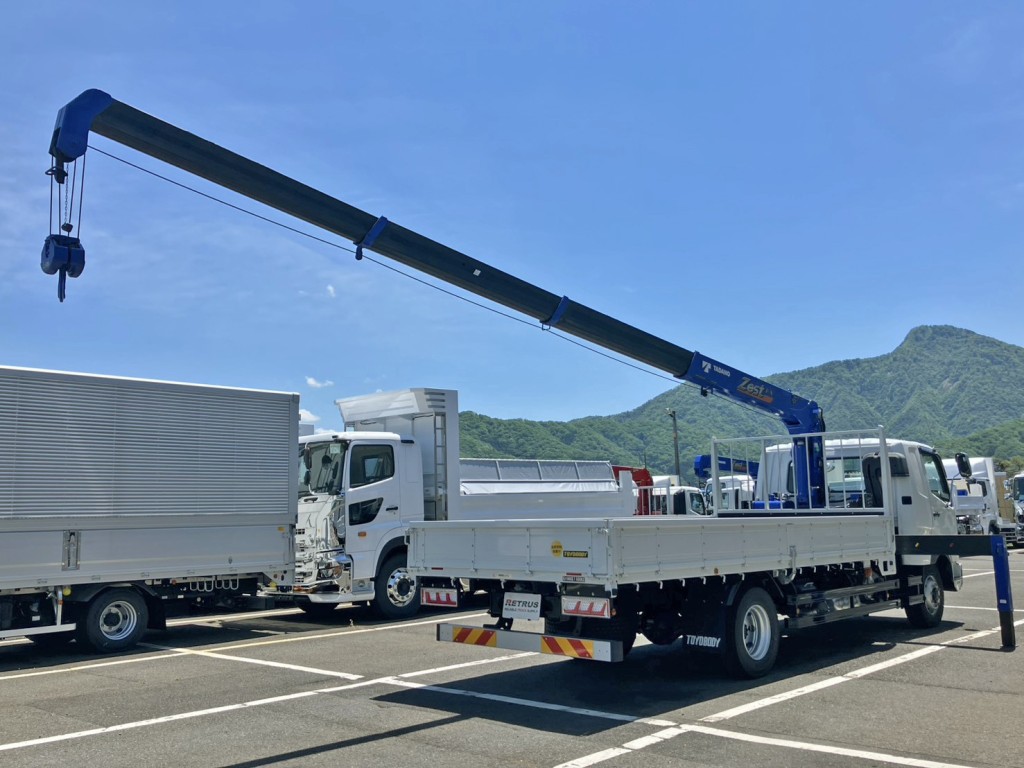 三菱 ファイター 2KG-FK62FZの写真4