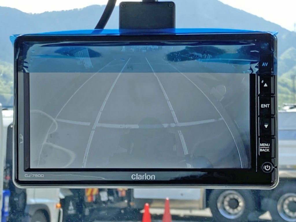 液晶バックモニター付きです。|日野 レンジャー 2KG-FJ2ACAの写真22