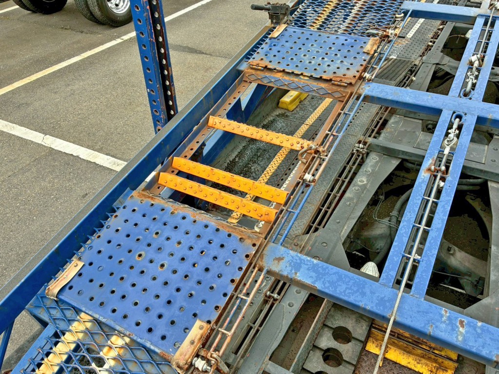 2Fフロアーのタイヤ落としです。|日野 レンジャー LDG-GK8JWAAの写真15