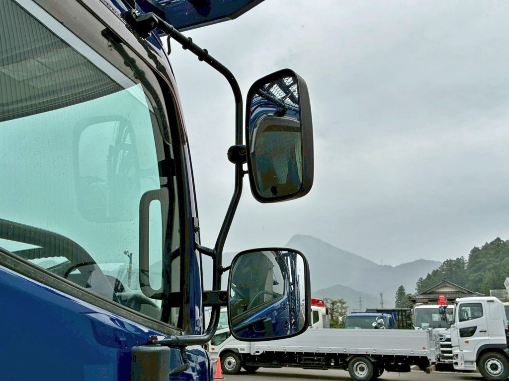 運転席側サイドミラー 及び 補助ミラーのミラーヒーターが作動不良です。|日野 レンジャー LDG-GK8JWAAの写真34