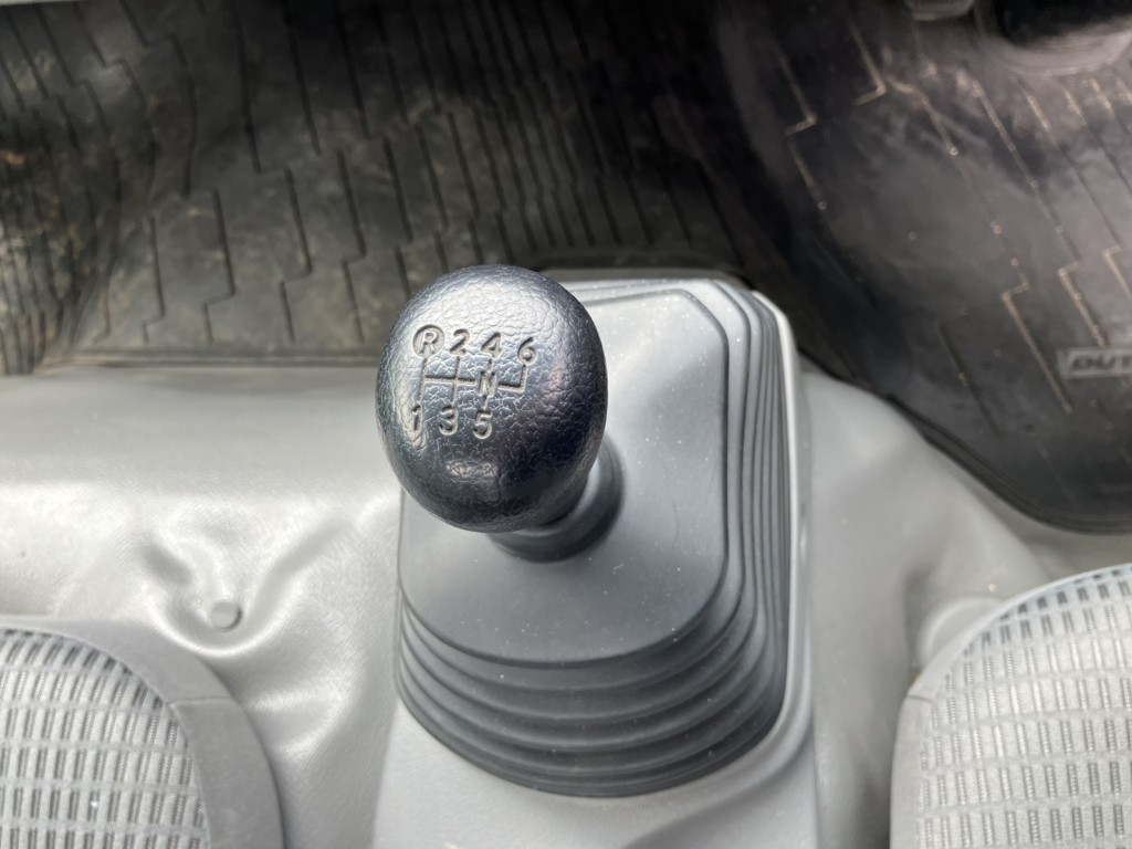 日野 デュトロ TDG-XZU730M(2WD)の写真9