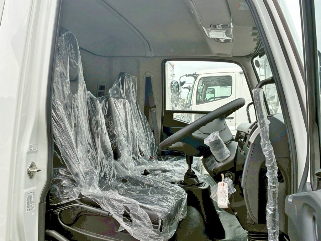 三菱 ファイター 2KG-FK62Fの写真7