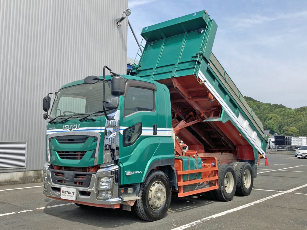 いすゞ ギガ QPG-CXZ77BTの写真1