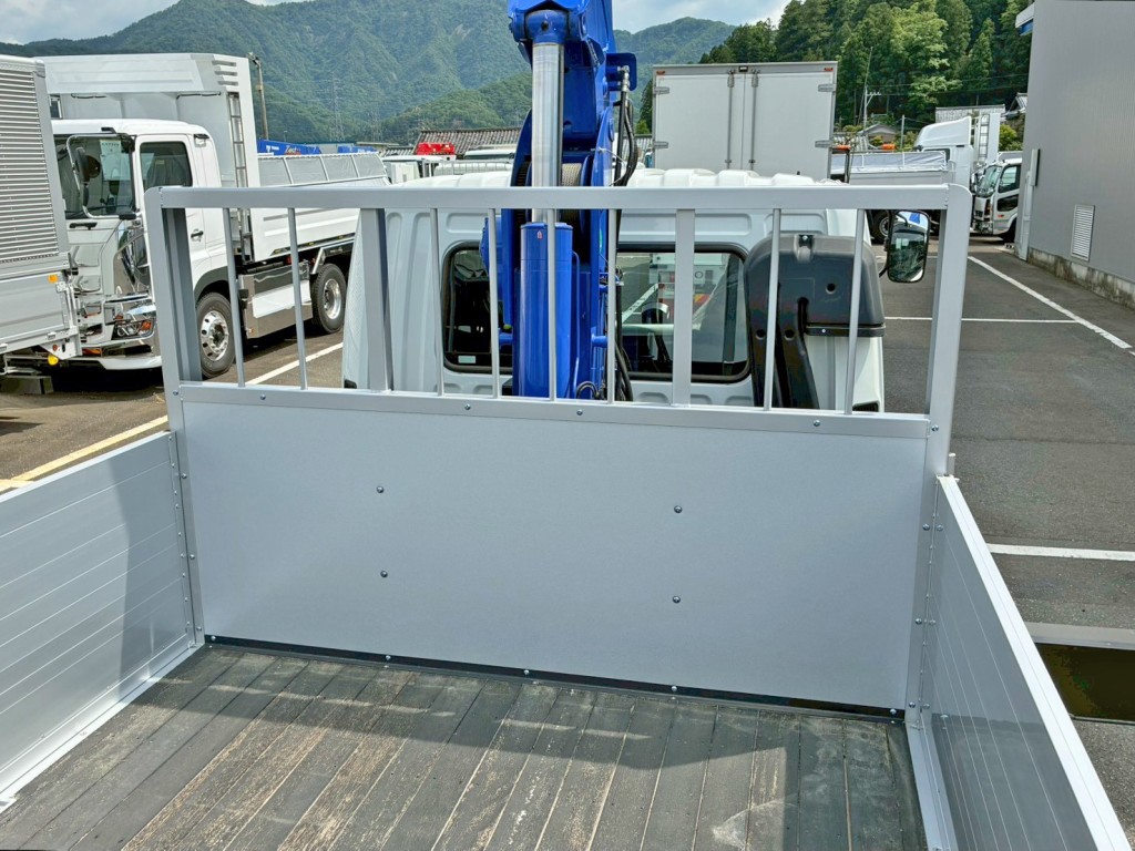 三菱 ファイター 2KG-FK62F(2WD)の写真12