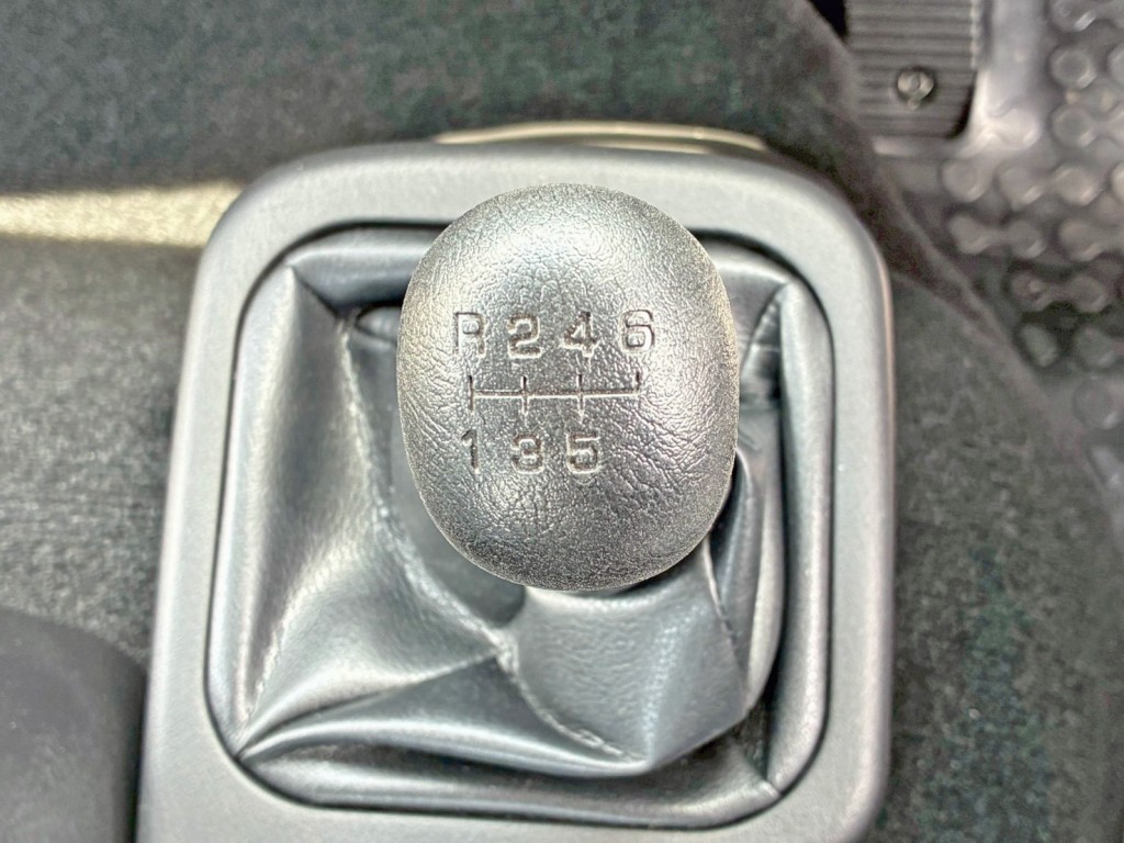 三菱 ファイター 2KG-FK62F(2WD)の写真21