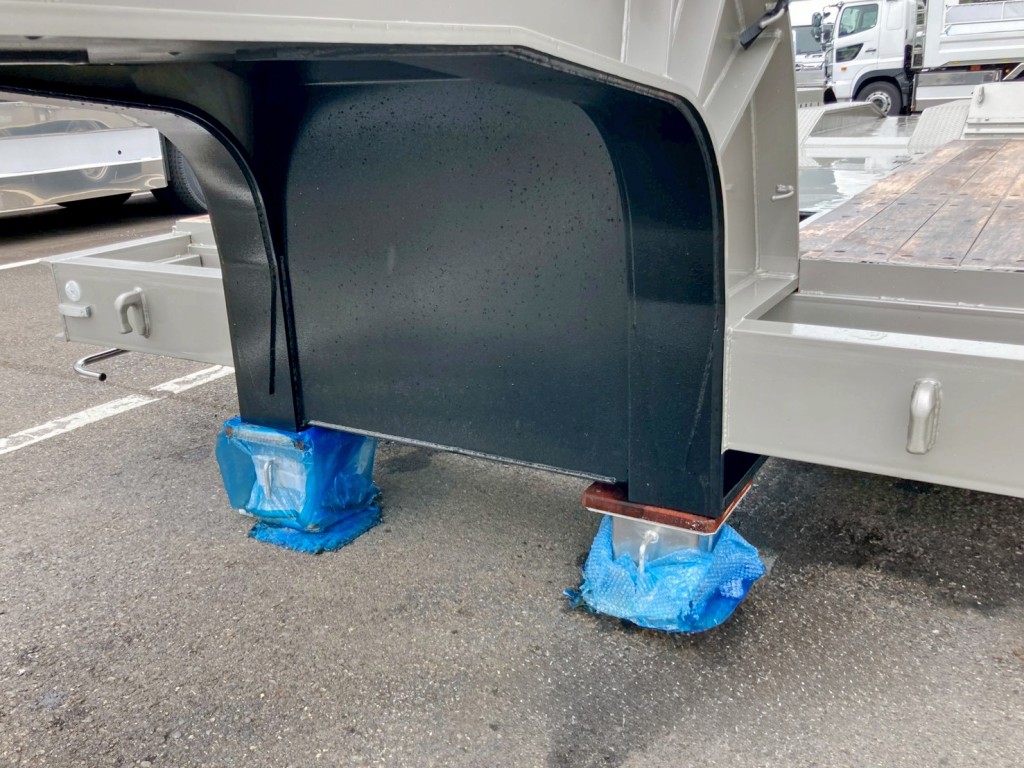 脚は付いておりません。|東邦  TD34H0G2Sの写真26