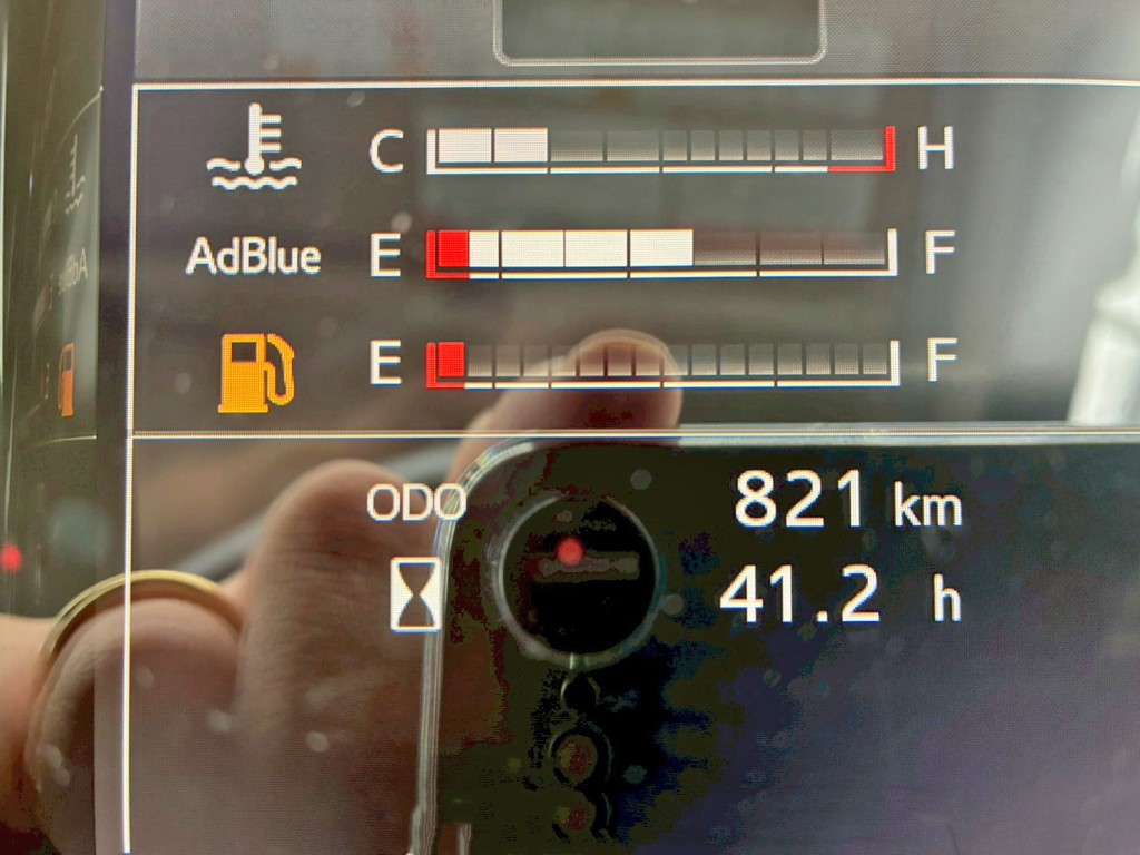 日野 レンジャー 2KG-FE2ACAの写真22