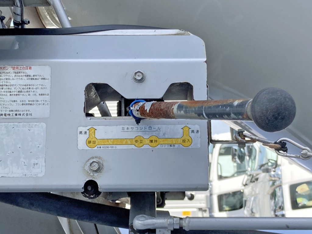 いすゞ ギガ 2KG-CXZ60CTの写真22