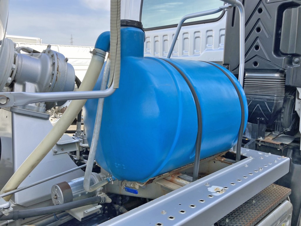 いすゞ ギガ 2KG-CXZ60CTの写真25