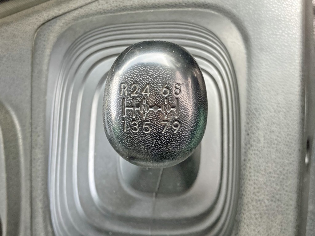 いすゞ ギガ 2KG-CXZ60CTの写真32